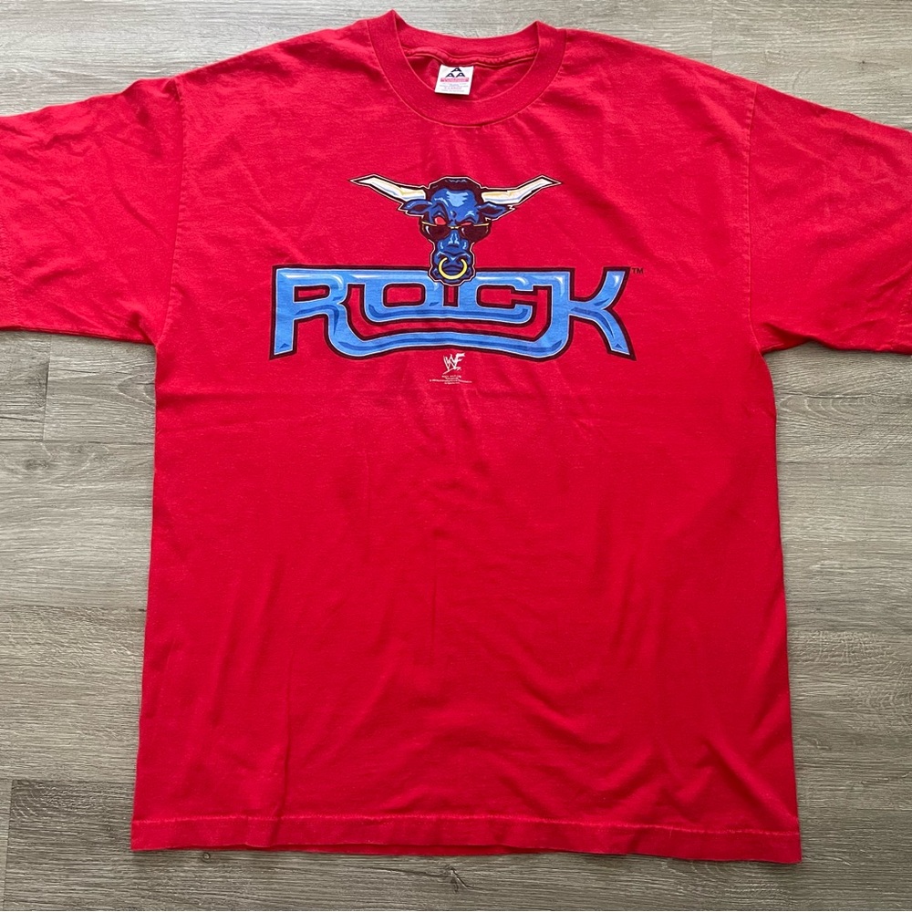 Vintage 1999 The Rock WWF T-shirt Men’s Size XL Red